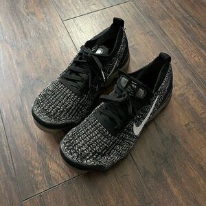 Nike Black and White Athletic Shoes